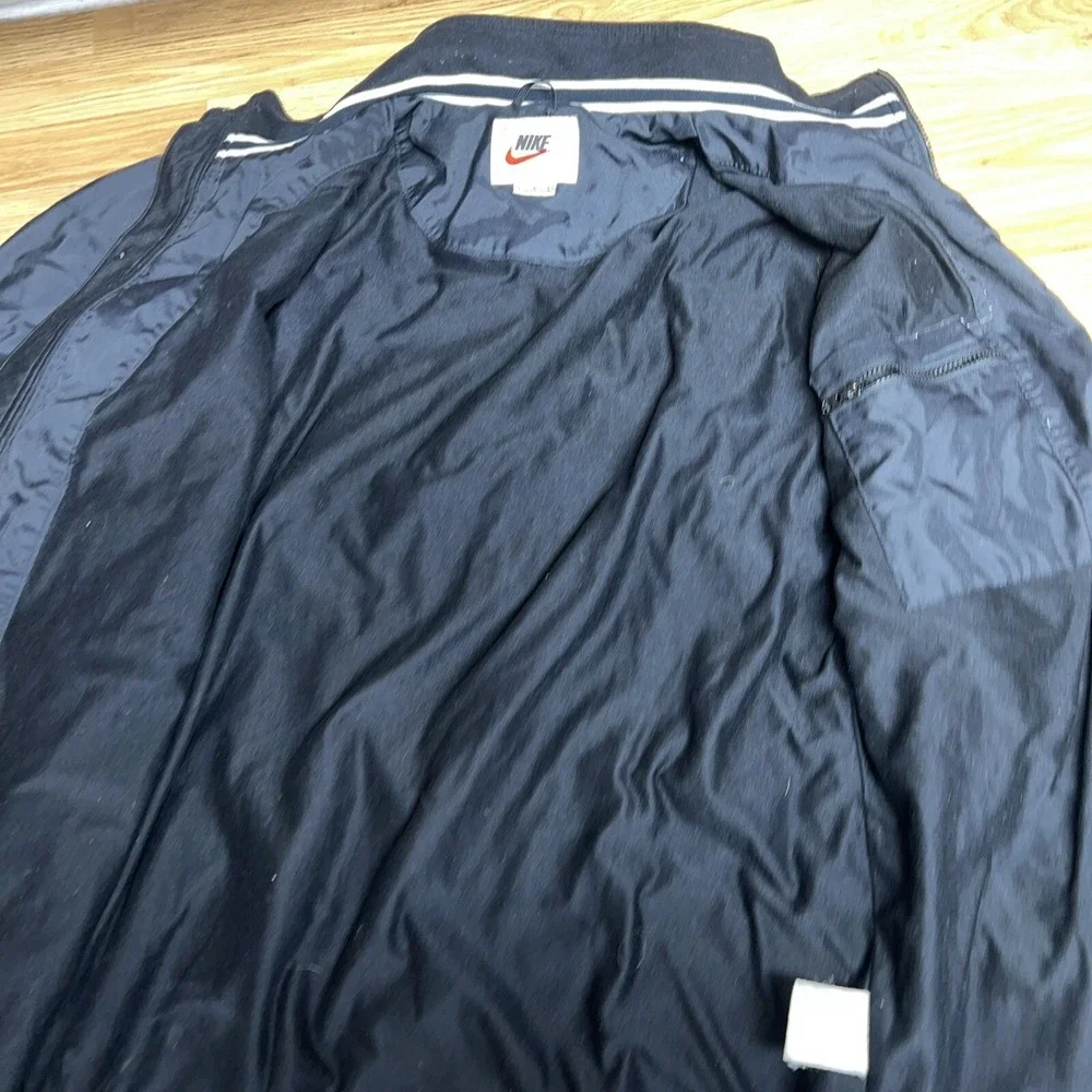 NIKE Team Sports Heavy Nylon Black White Trim Track‎ Jacket MENS Large